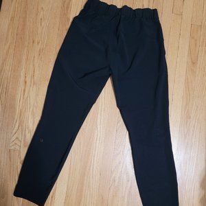 LULULEMON On The Fly Pant - SIZE 4